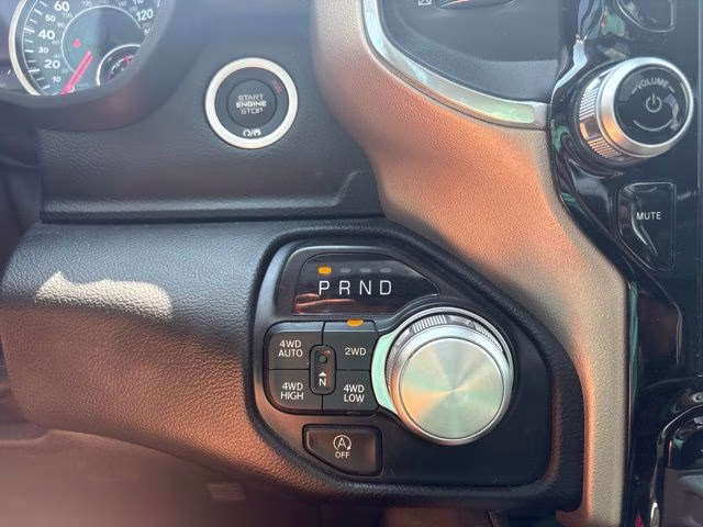 2021 Bright White Clearcoat Ram 1500 Laramie 4X4 Truck