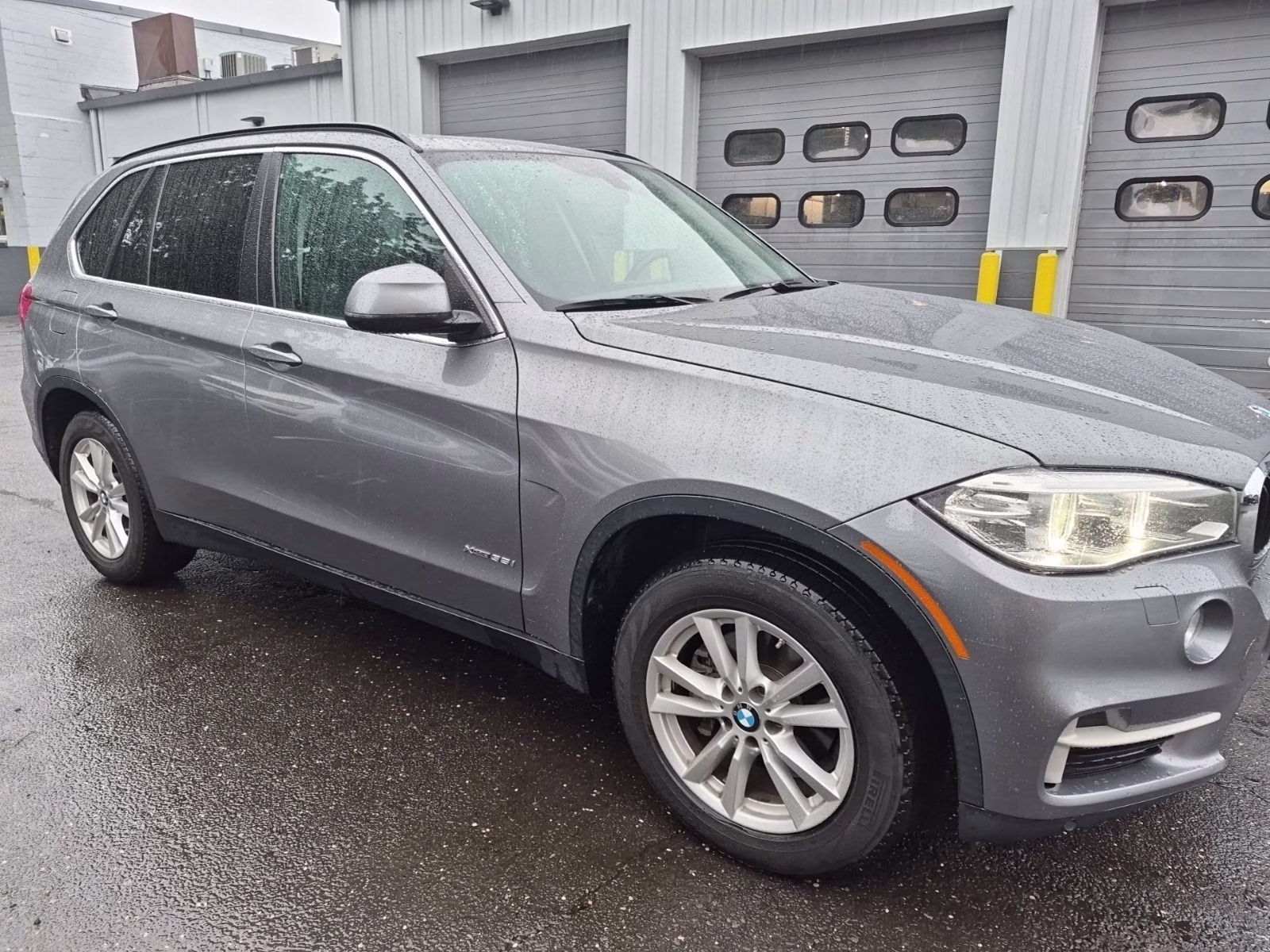 2015 Space Gray Metallic BMW X5 xDrive35i AWD SUV