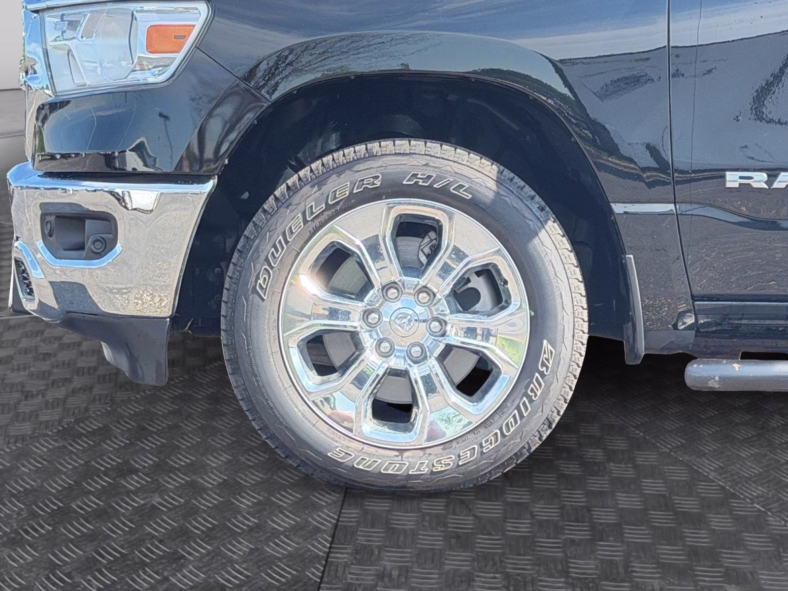 2020 Diamond Black Crystal Pearlcoat Ram 1500 Big Horn/Lone Star 4X4 Truck