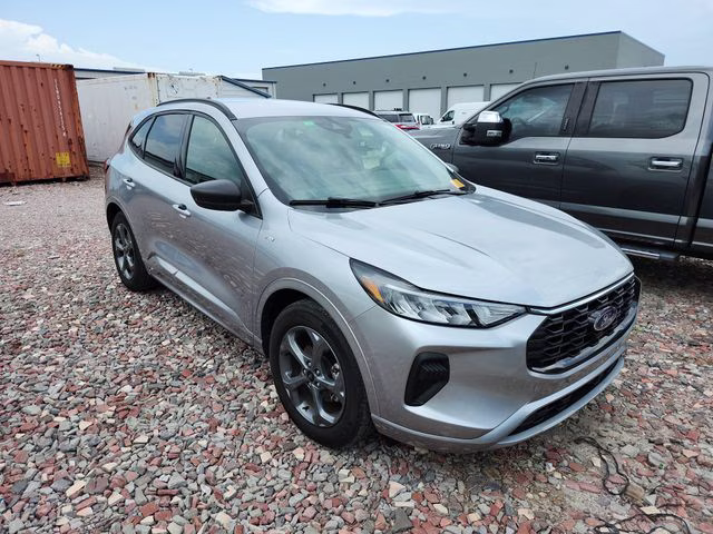 2023 Silver Metallic Ford Escape ST-Line FWD SUV