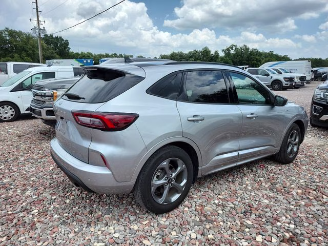 2023 Silver Metallic Ford Escape ST-Line FWD SUV
