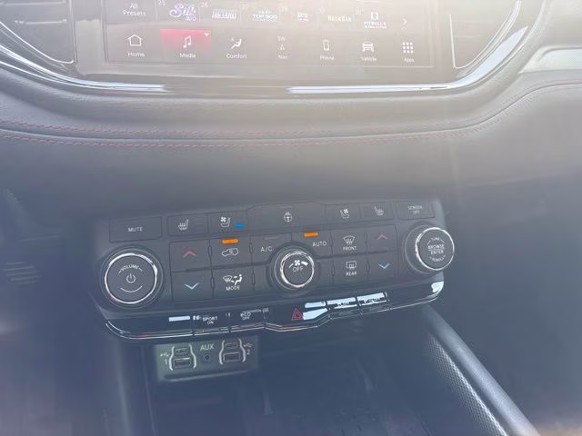 2025 DB Black Crystal Clearcoat Dodge Durango R/T Plus AWD SUV