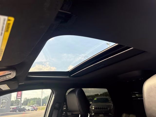 2025 DB Black Crystal Clearcoat Dodge Durango R/T Plus AWD SUV