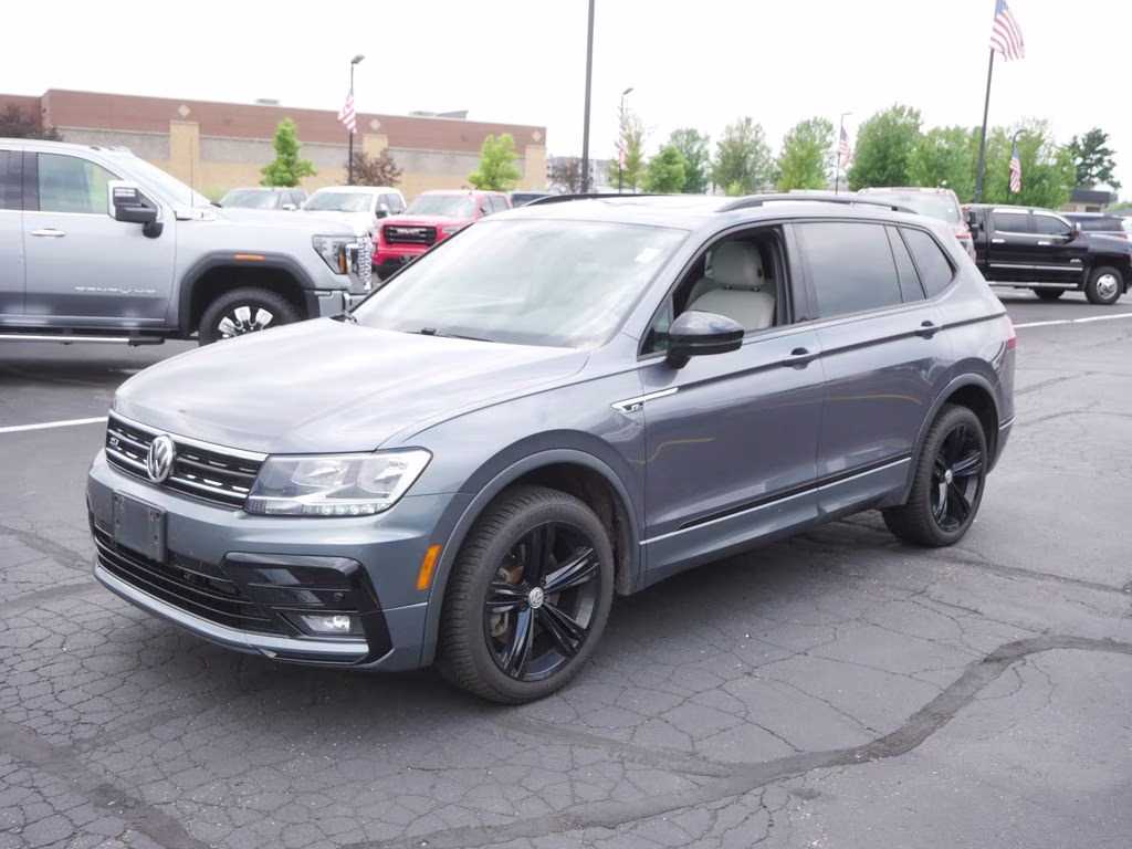 2019 Charcoal Volkswagen Tiguan 2.0T SEL R-Line AWD SUV