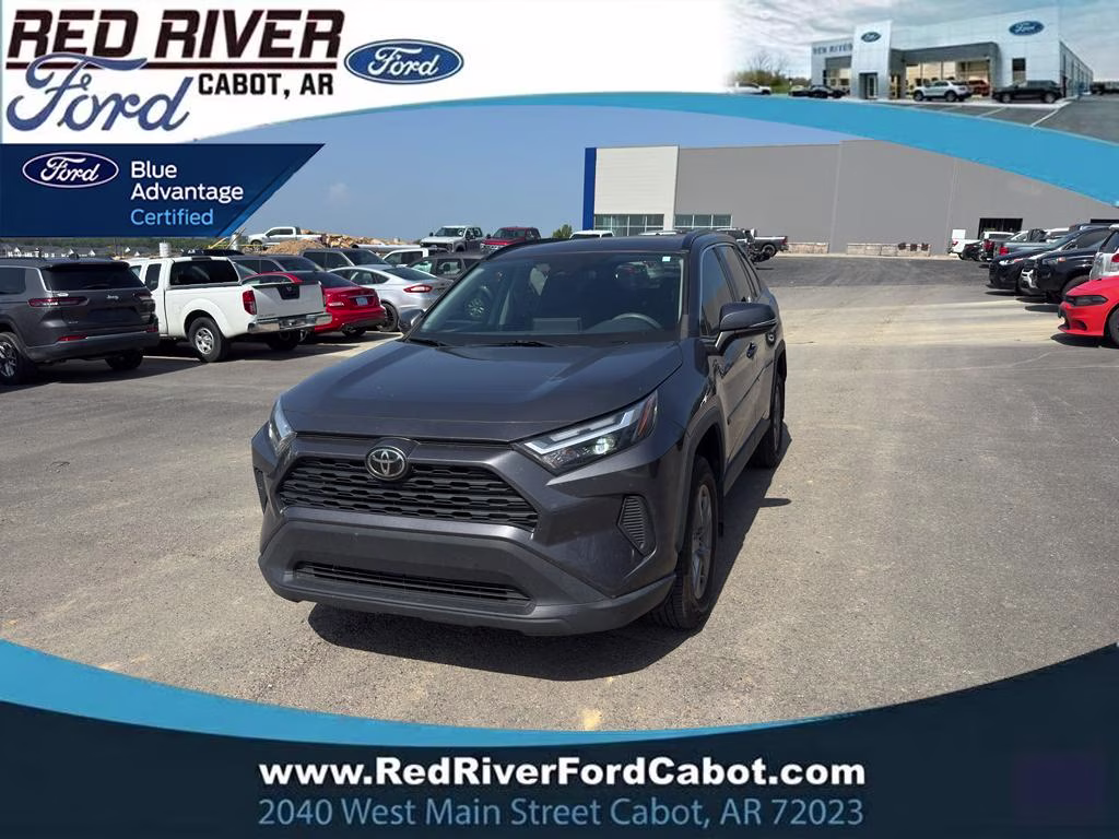 2022 Magnetic Gray Metallic Toyota RAV4 XLE FWD SUV