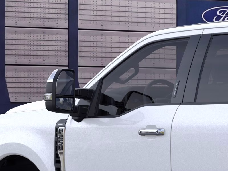 2026 Star White Metallic Tri-Coat Ford Super Duty F-250 SRW LARIAT 4X4 Truck