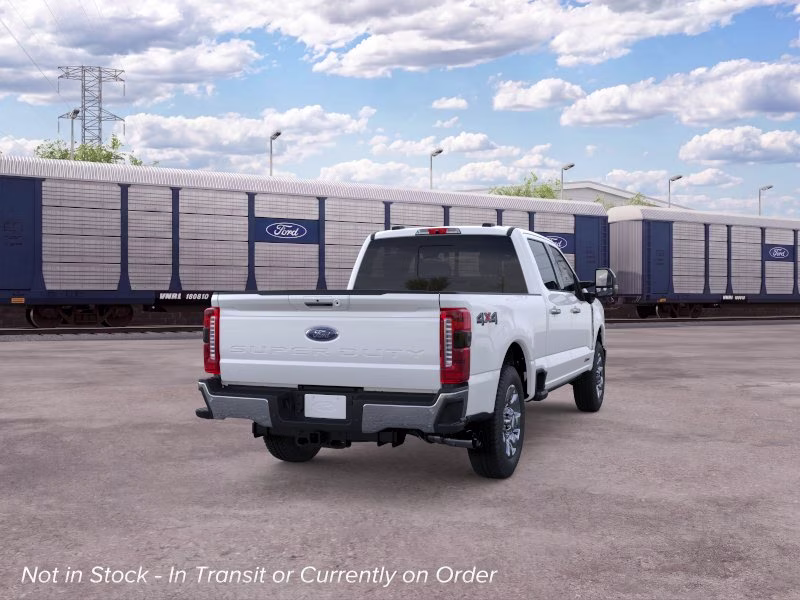 2026 Star White Metallic Tri-Coat Ford Super Duty F-250 SRW LARIAT 4X4 Truck