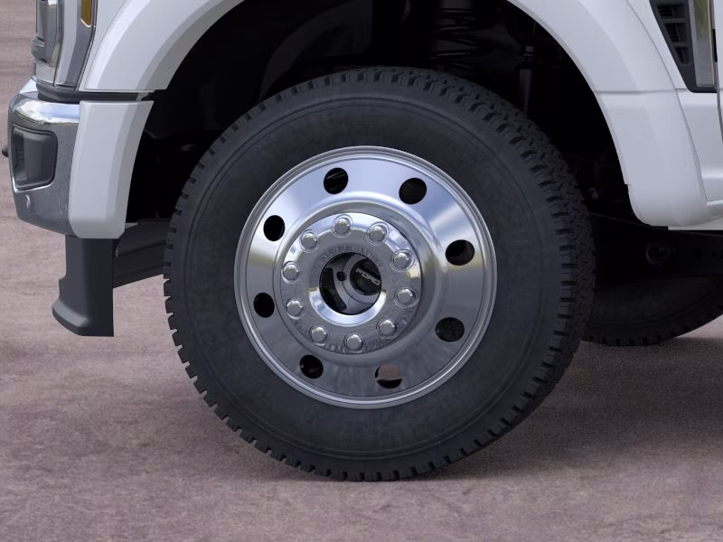 2026 Star White Metallic Tri-Coat Ford Super Duty F-450 DRW LARIAT 4X4 Truck