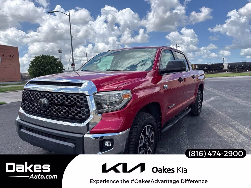 2018 Barcelona Red Metallic Toyota Tundra SR5 4X4 Truck