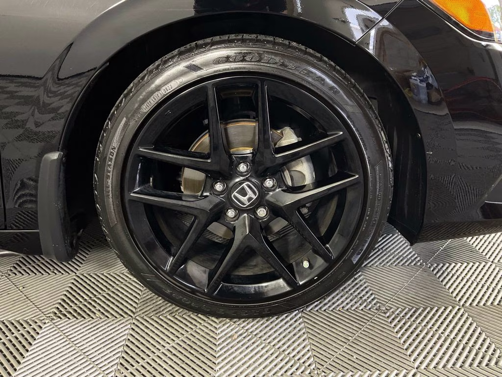 2024 Black Honda Civic Sport FWD Hatchback