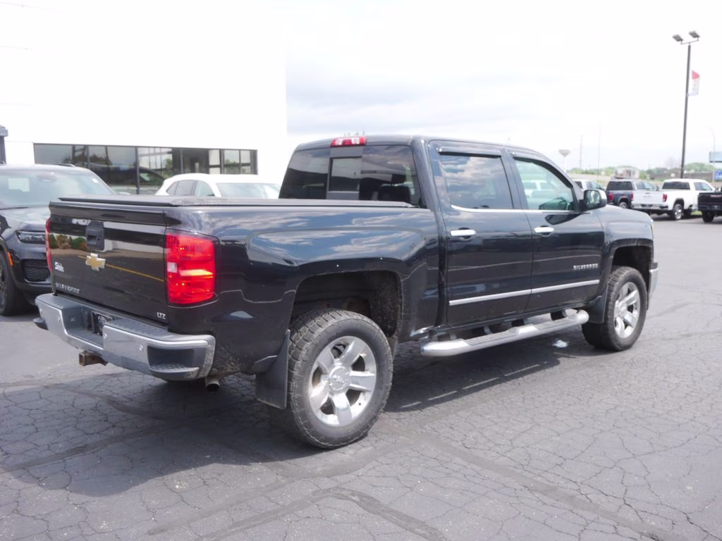 2015 Black Chevrolet Silverado 1500 LTZ w/ 1LZ, Plus Pckg, & Sunroof 4X4 Truck