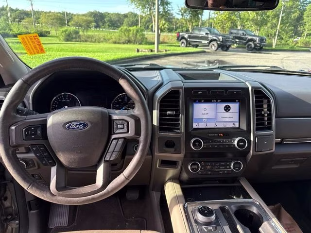 2019 Silver Spruce Metallic Ford Expedition XLT RWD SUV
