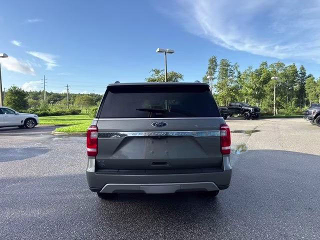2019 Silver Spruce Metallic Ford Expedition XLT RWD SUV