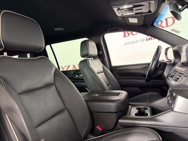 2022 Summit White Chevrolet Suburban Premier 4X4 SUV