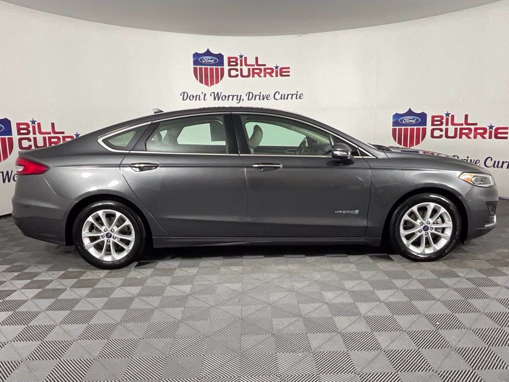 2019 Magnetic Ford Fusion Hybrid SEL FWD Sedan