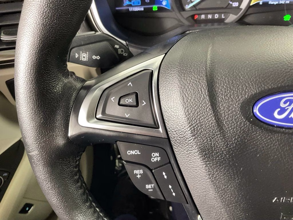 2019 Magnetic Ford Fusion Hybrid SEL FWD Sedan