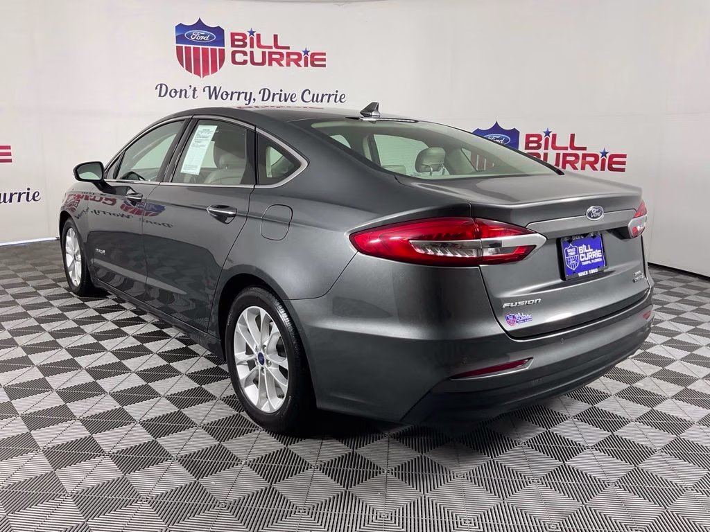 2019 Magnetic Ford Fusion Hybrid SEL FWD Sedan