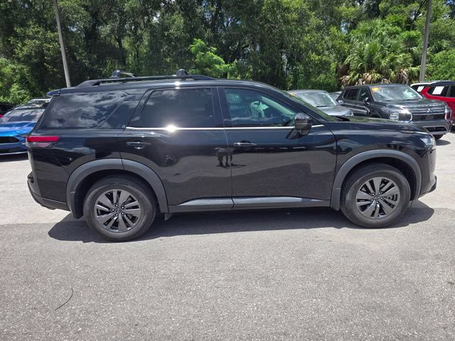 2022 Super Black Nissan Pathfinder SV FWD SUV