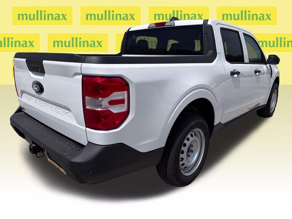 2026 Oxford White Ford Maverick XL FWD Truck