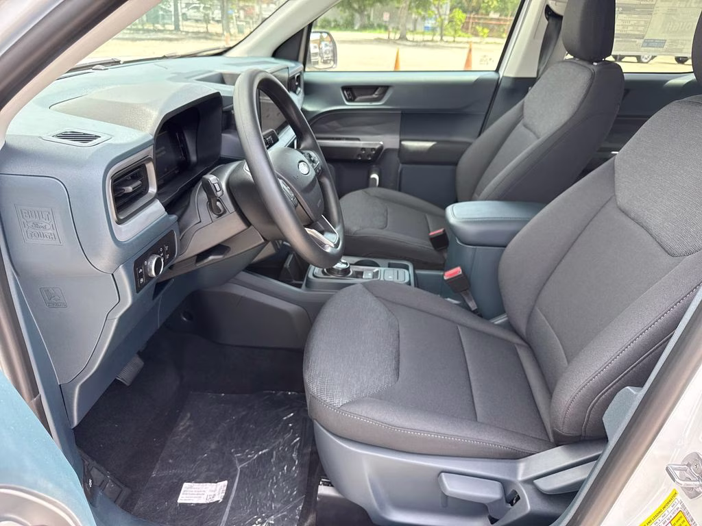 2026 Oxford White Ford Maverick XL FWD Truck
