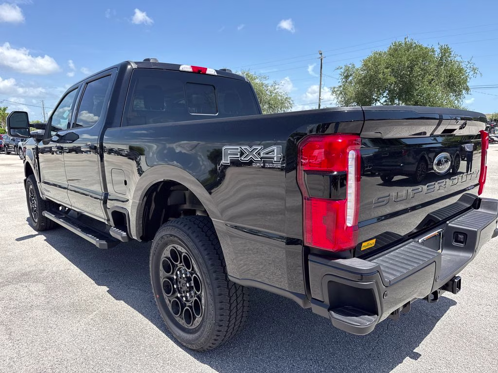 2026 Black Metallic Ford Super Duty F-250 SRW Lariat 4X4 Truck