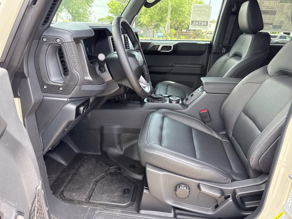 2026 Beige Ford Bronco Badlands 4X4 SUV