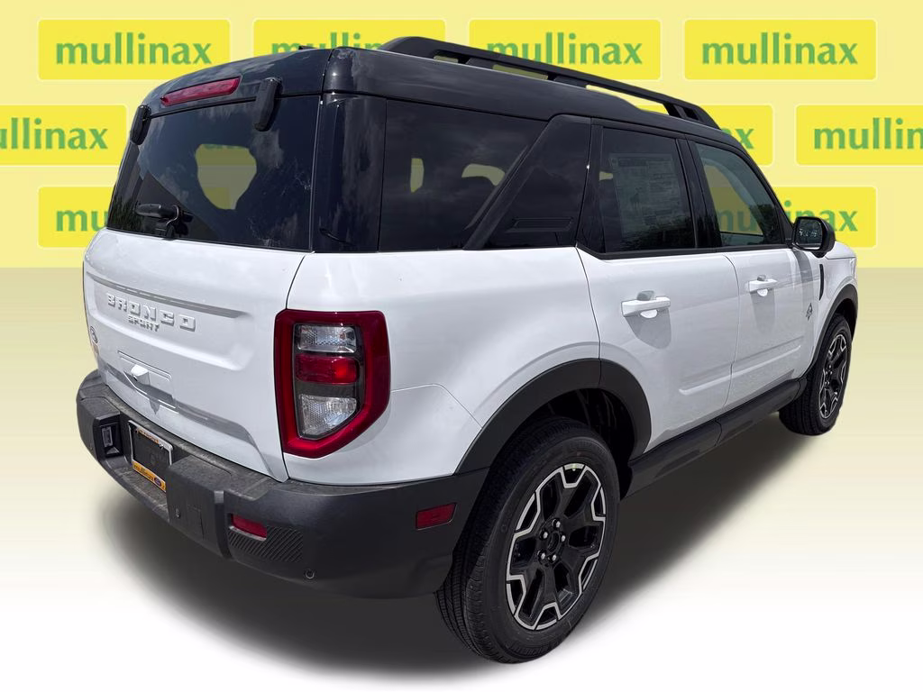 2026 Oxford White Ford Bronco Sport Outer Banks 4X4 SUV