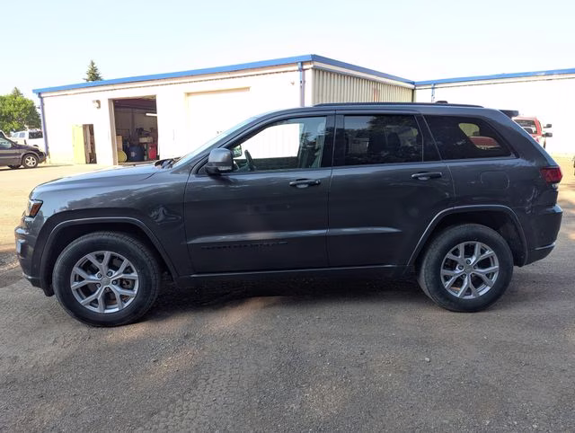 2021 Granite Crystal Metallic Clearcoat Jeep Grand Cherokee 80th Anniversary Edition 4X4 SUV