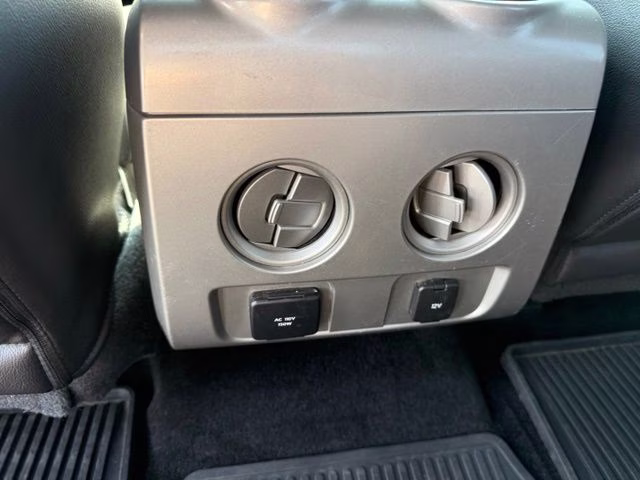 2012 Ingot Silver Metallic Ford F-150 Lariat 4X4 Truck
