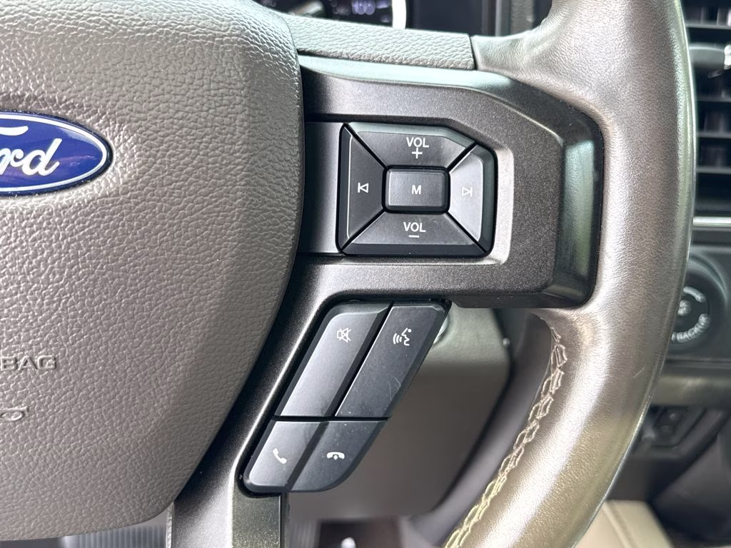 2020 Blue Metallic Ford Expedition Limited 4X4 SUV