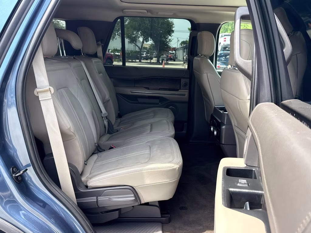 2020 Blue Metallic Ford Expedition Limited 4X4 SUV