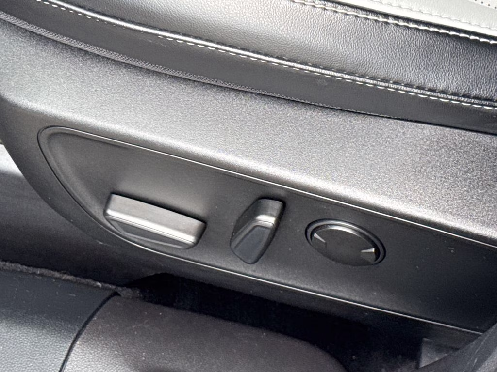2023 Carbonized Gray Metallic Ford Escape Platinum AWD SUV