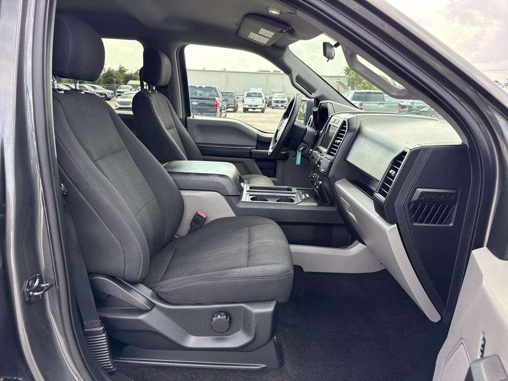 2018 Magnetic Metallic Ford F-150 STX 4X4 Truck