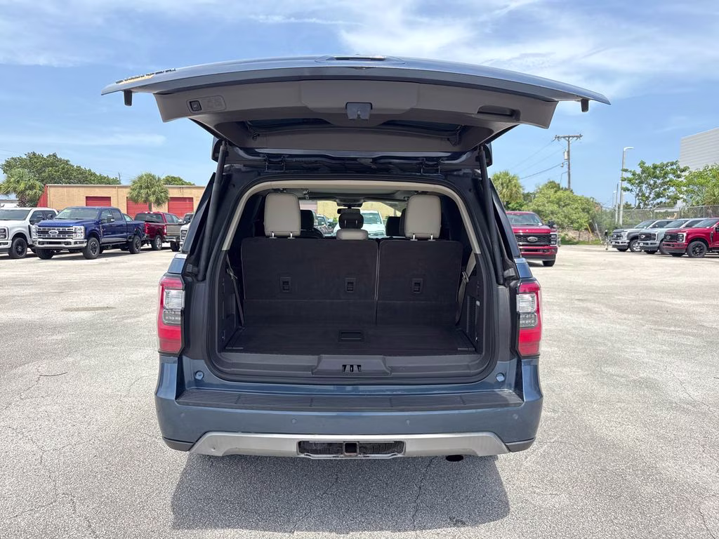 2020 Blue Metallic Ford Expedition Limited 4X4 SUV