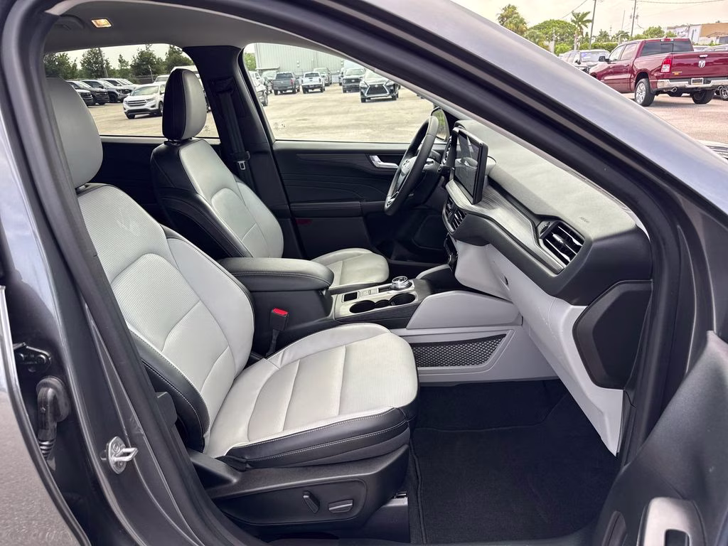 2023 Carbonized Gray Metallic Ford Escape Platinum AWD SUV