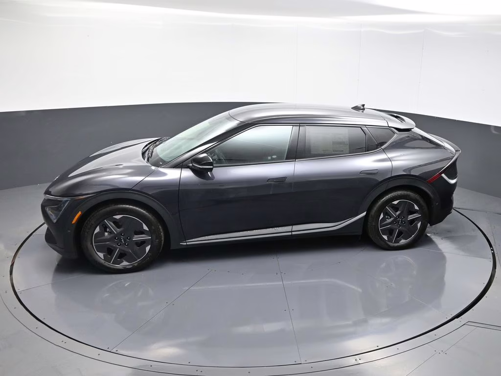 2025 Panthera Metal Kia EV6 Light AWD SUV