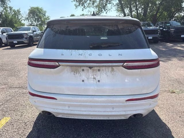 2022 Pristine White Metallic Tri-Coat Lincoln Corsair Reserve AWD SUV