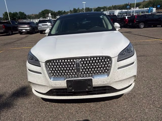 2022 Pristine White Metallic Tri-Coat Lincoln Corsair Reserve AWD SUV