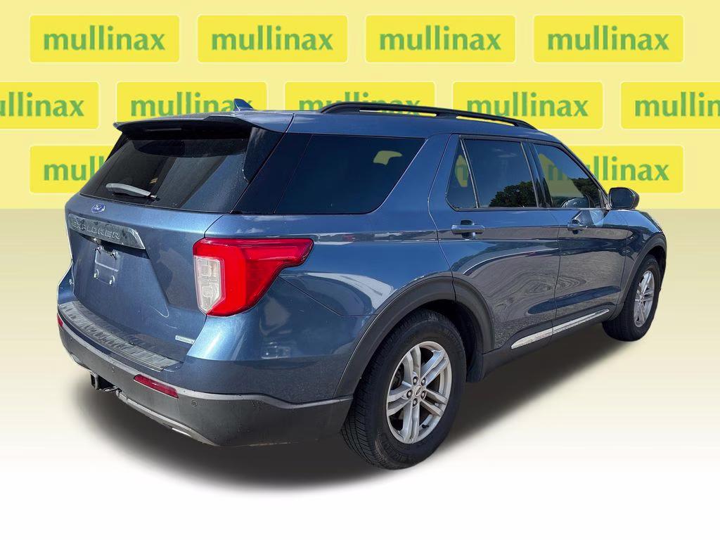 2020 Blue Metallic Ford Explorer XLT RWD SUV