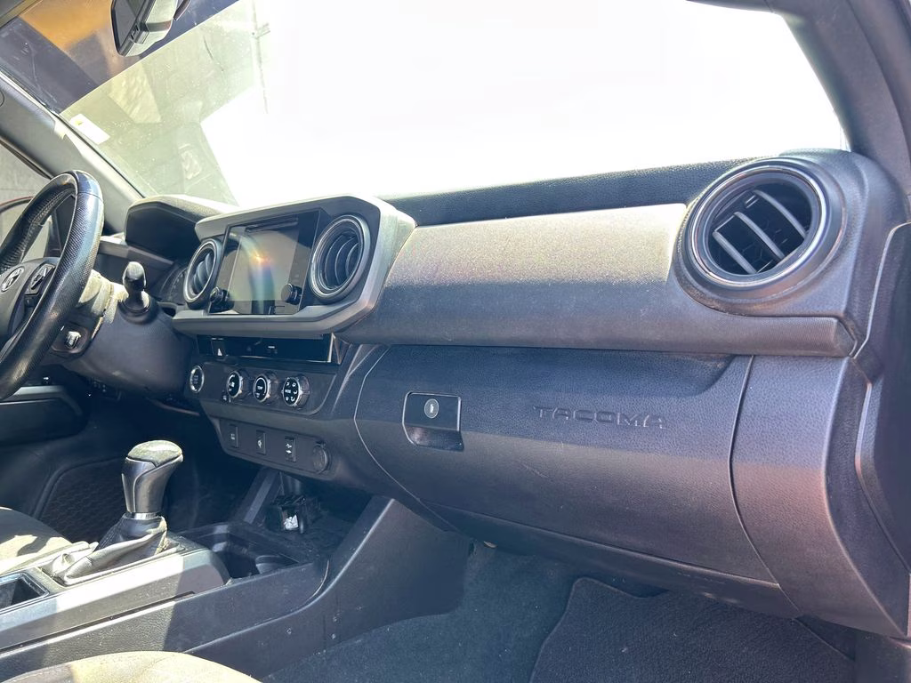 2016 Barcelona Red Metallic Toyota Tacoma TRD Off-Road RWD Truck