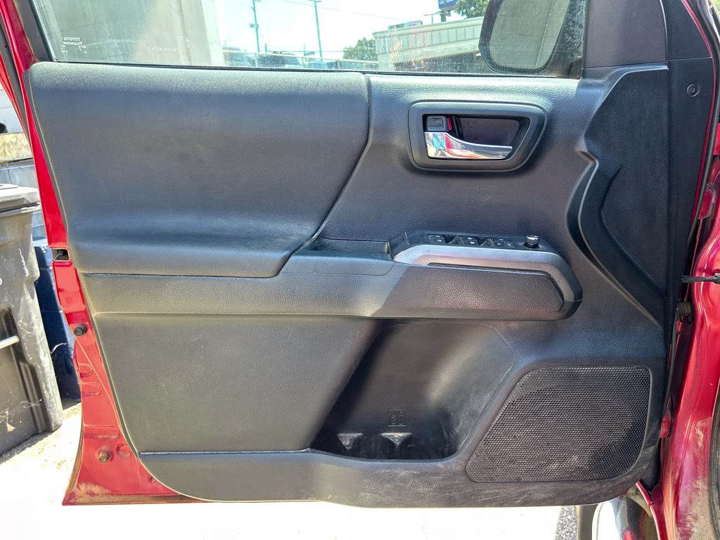 2016 Barcelona Red Metallic Toyota Tacoma TRD Off-Road RWD Truck