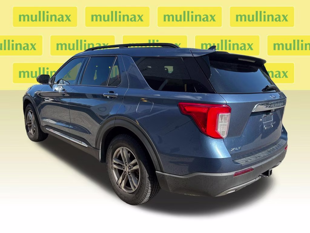 2020 Blue Metallic Ford Explorer XLT RWD SUV