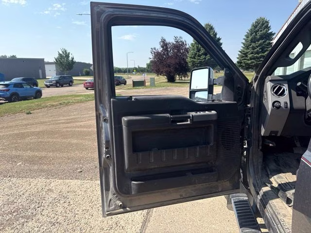 2013 Gray Ford Super Duty F-350 SRW Lariat 4X4 Truck