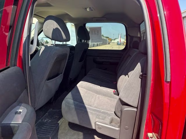 2008 Red Chevrolet Silverado 1500 LT 4X4 Truck
