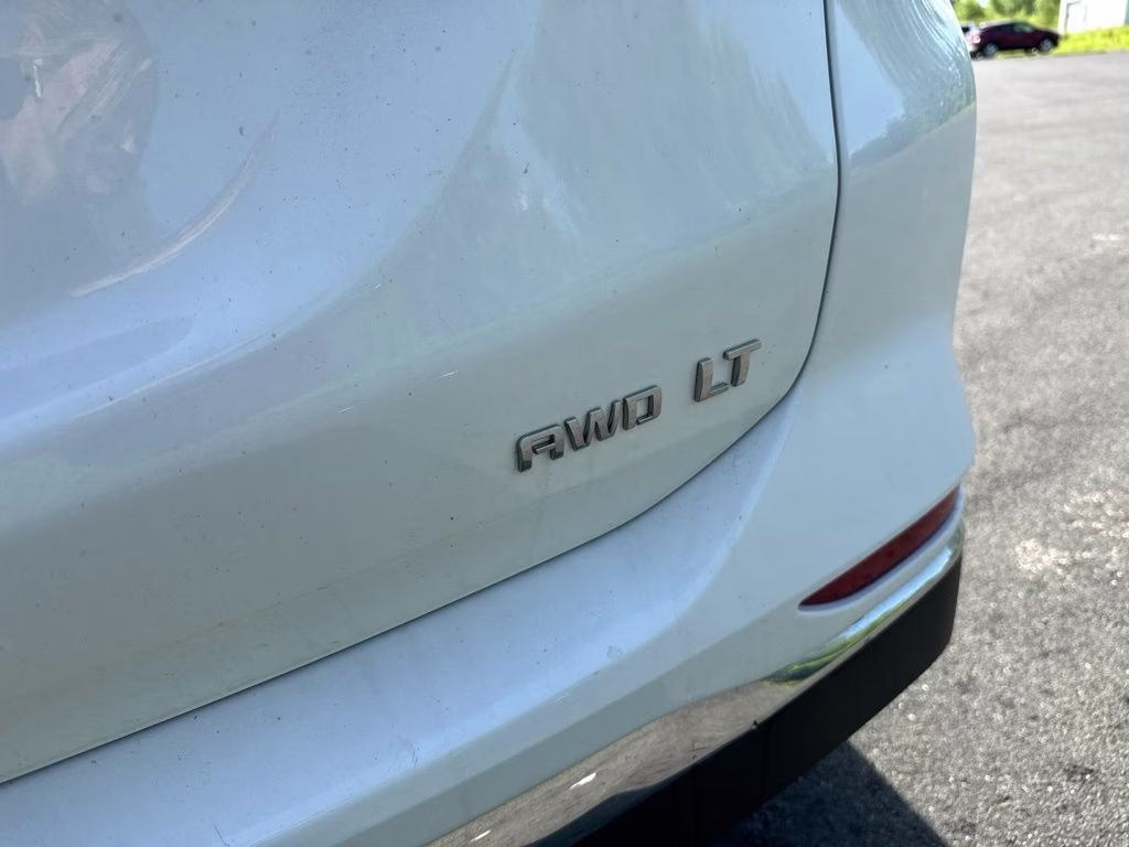 2021 Summit White Chevrolet Equinox LT AWD SUV