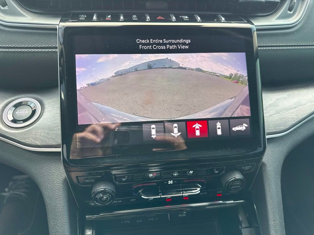 2023 Rocky Mountain Pearlcoat Jeep Grand Cherokee L Limited 4X4 SUV
