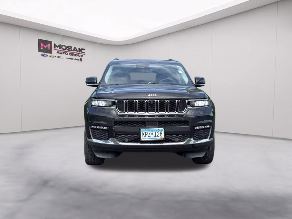 2023 Rocky Mountain Pearlcoat Jeep Grand Cherokee L Limited 4X4 SUV