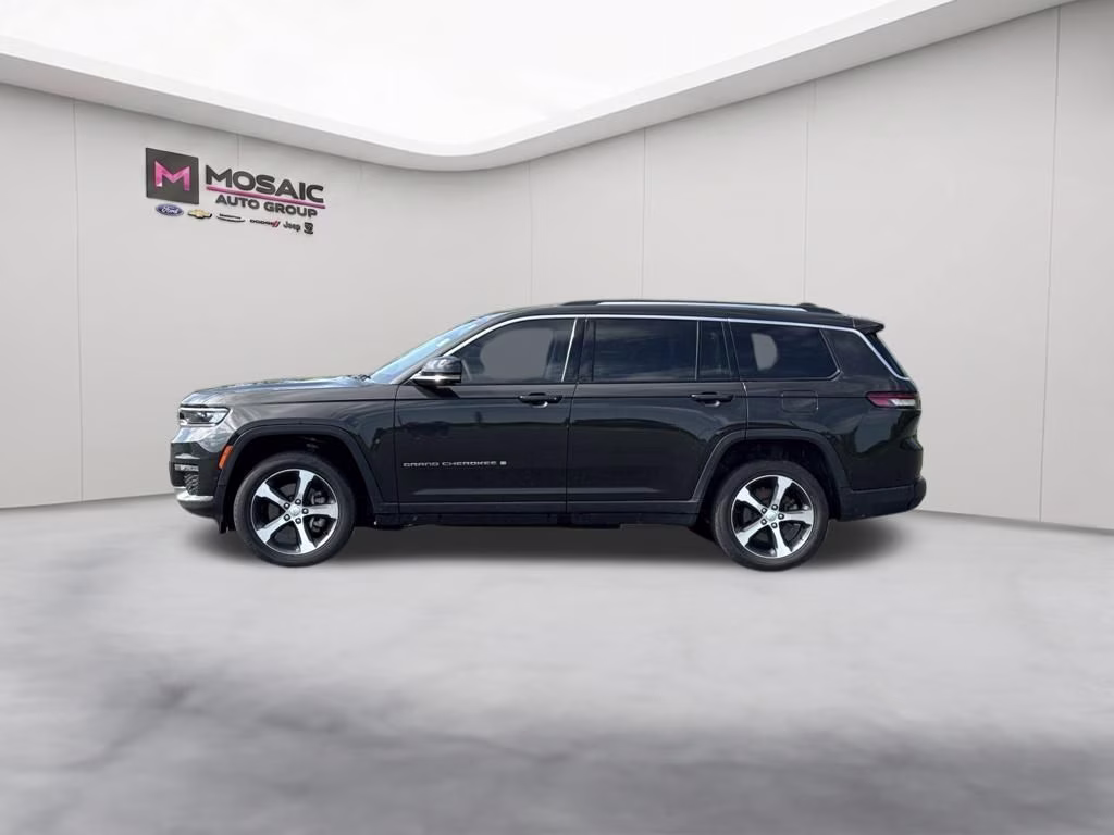 2023 Rocky Mountain Pearlcoat Jeep Grand Cherokee L Limited 4X4 SUV
