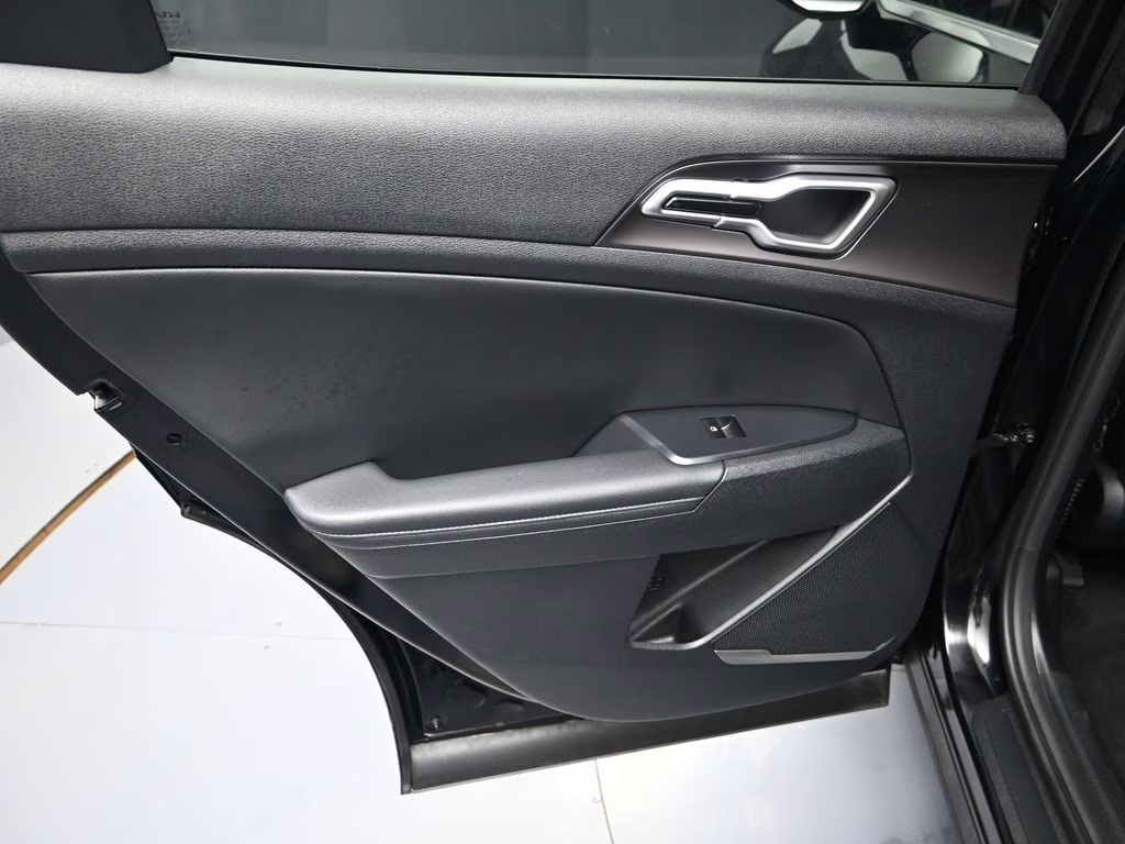 2026 Ebony Black Kia Sportage EX FWD SUV