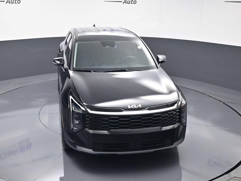 2026 Ebony Black Kia Sportage EX FWD SUV